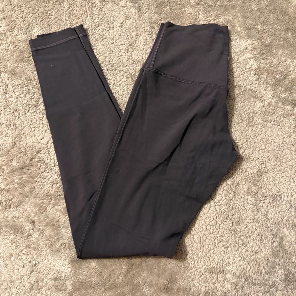 Lululemon graphite grey 28” align leggings size 4 - Picture 2 of 4